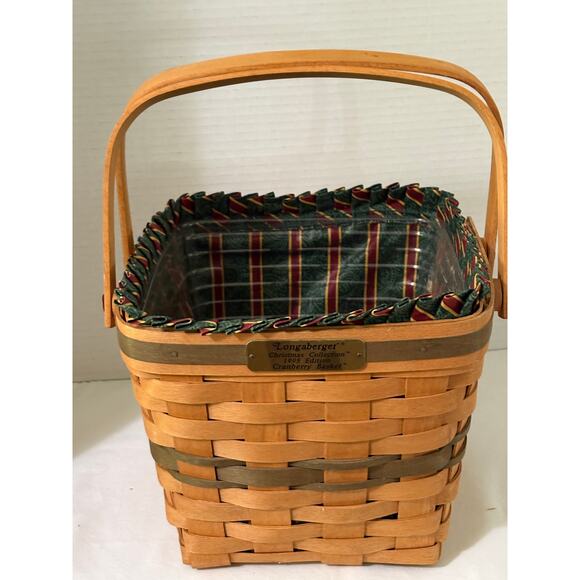 Longaberger 1995 Christmas Collection Cranberry Basket-Cloth Liner & Protector - Picture 3 of 6